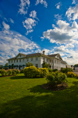 Dyrham Park Country Club