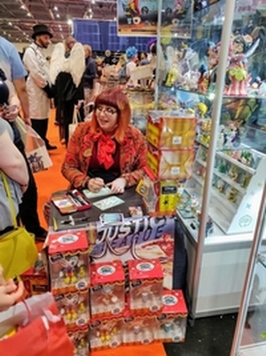 Enesco attend MCM Comic Con