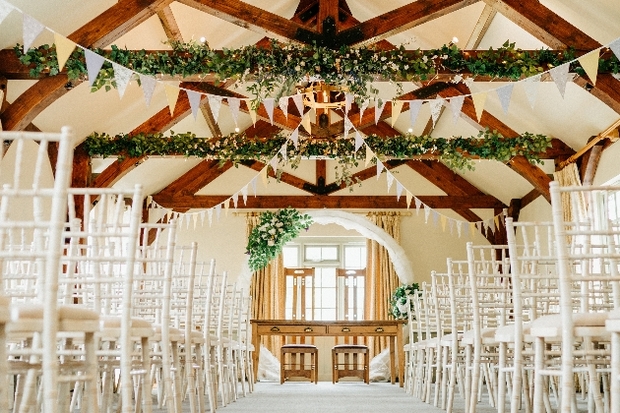 Essex wedding venue The Compasses at Pattiswick gives us its top wedding planning tips